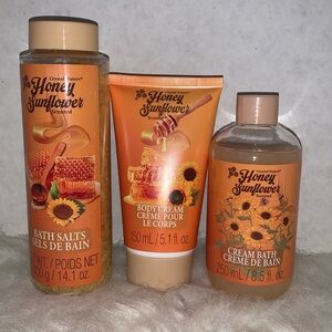 Bath salts, body cream, cream bath bundle Honey Sunflower scented.